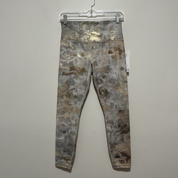 Athleta NWT Elation Gilded‎ Tight Leggings in Gold Size Small SP - Picture 2 of 8